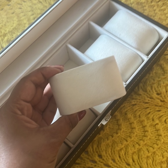 Orgnizer box - 6 watches case ✅ - Picture 3 of 4